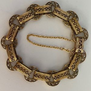 Victorian 1800’s 10k yellow gold bracelet.
